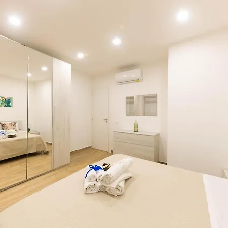 Apartment I Re Di Sicilia 2 *